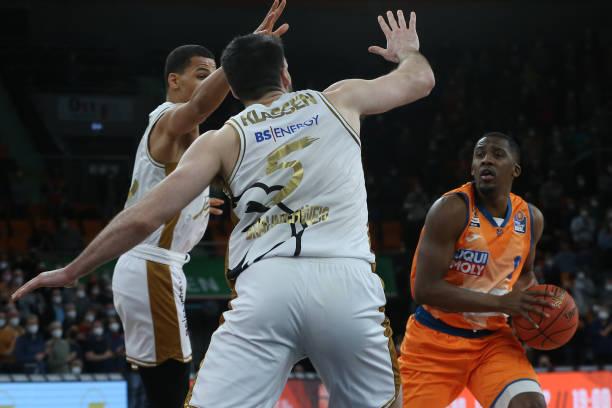 话题不断的 话题不断的